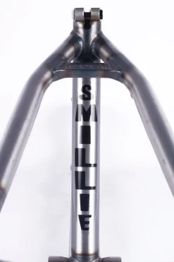 Biggie Frame / devon smillie signature / raw