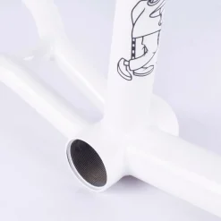 Vick Behm Race Frame / white